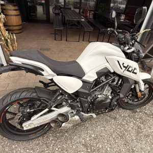 Motobi DL 400 – Naked Bike